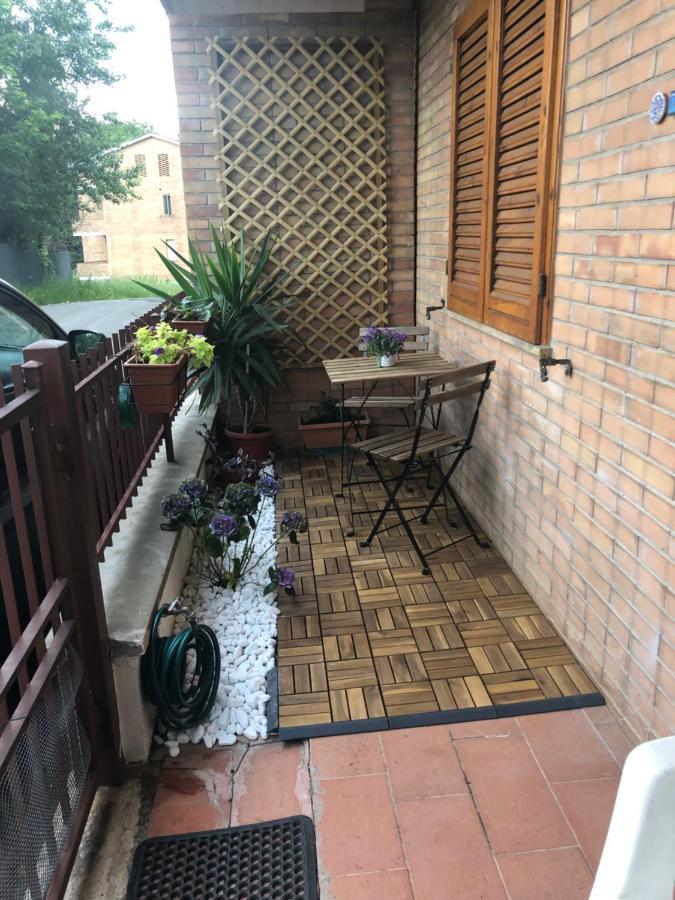 Scacciapensieri Vicino Al Policlinico E Al Centro Citta Apartment Сиена Екстериор снимка